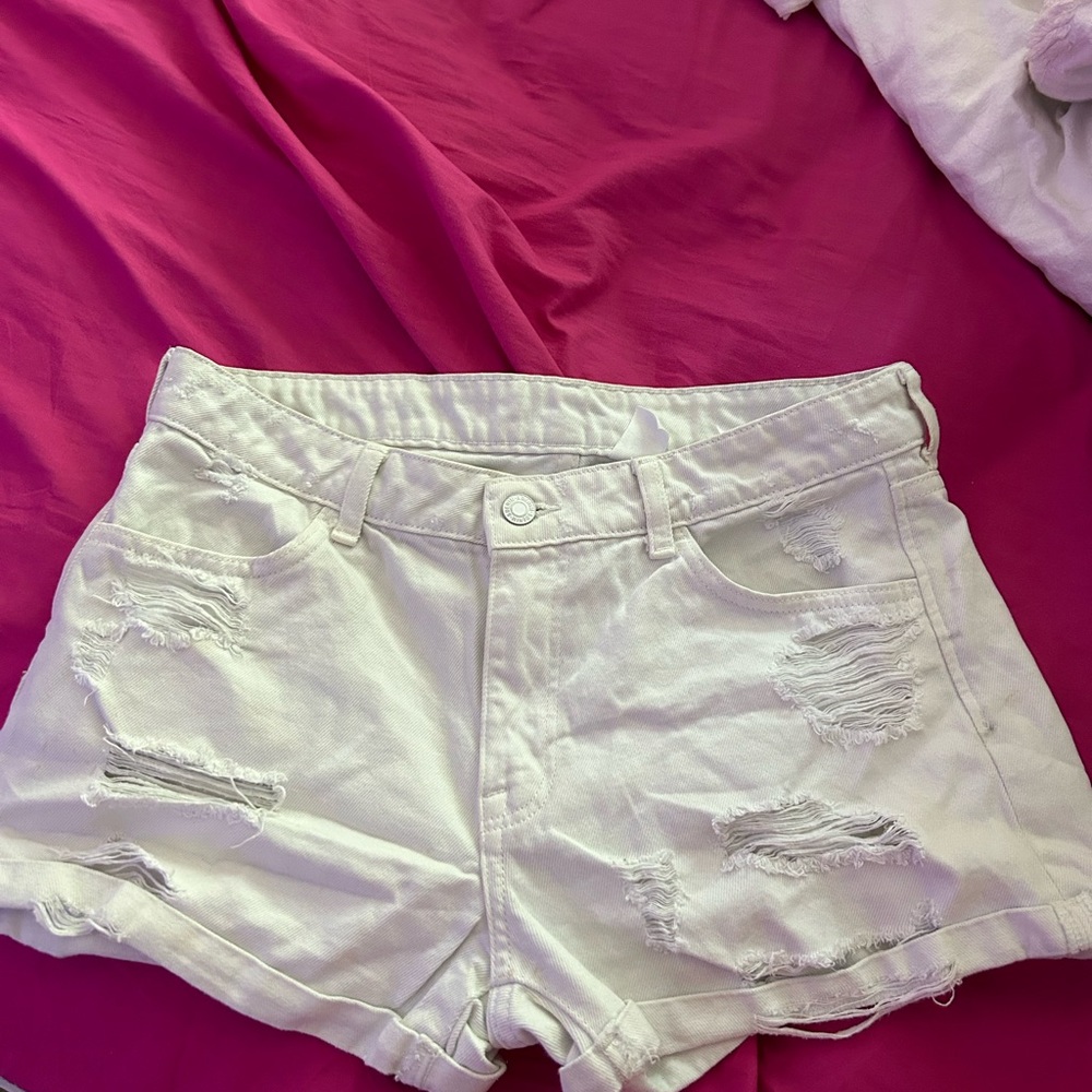 White H&M shorts